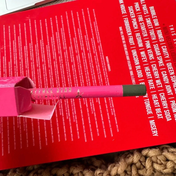 NWT JEFFREE STAR COSMETICS Velour Lip Liner - Dirty Money - 5 Available - Picture 9 of 10